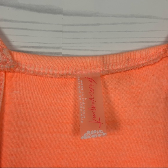 FP Free People Movement Hot Shot Onesie Pastel Peach Orange NWT - Picture 6 of 13